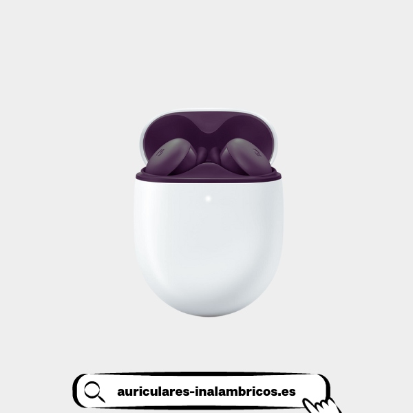 Google Pixel Buds A-Series Un par de auriculares inalámbricos en un estuche blanco con el interior morado. En la parte inferior se lee "auriculares-inalambricos.es" con un cursor apuntando hacia él.